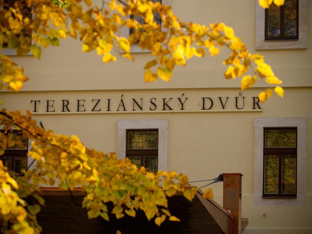 EA Hotel Tereziánský dvůr Hradec Králové Exterior foto