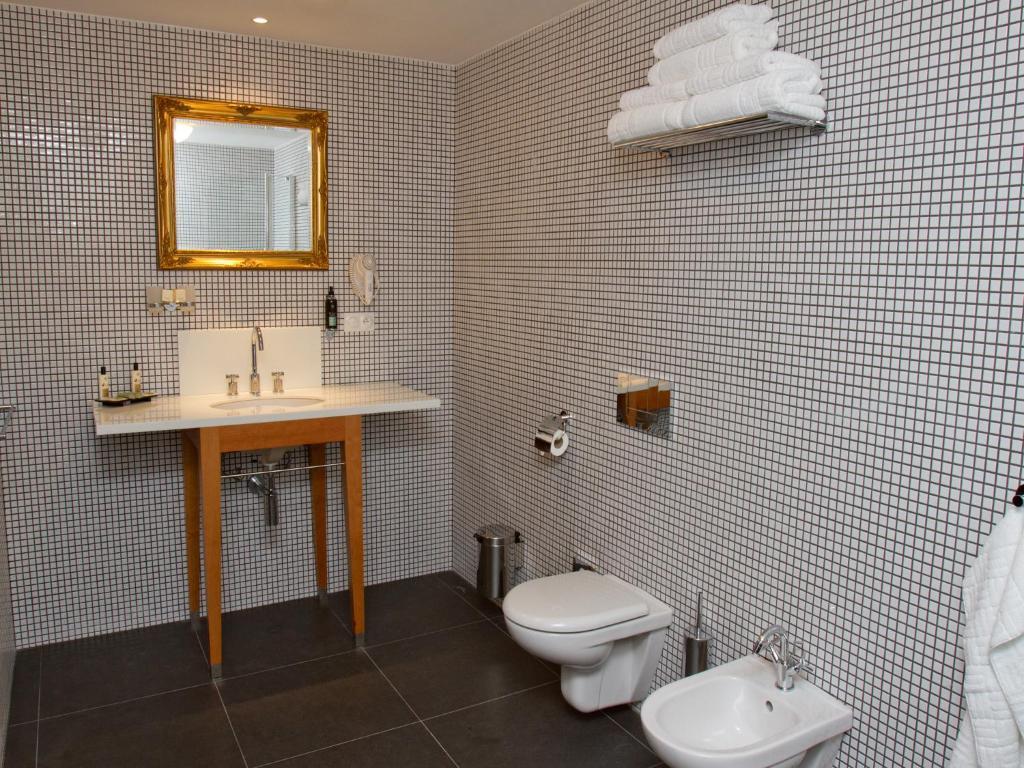 EA Hotel Tereziánský dvůr Hradec Králové Exterior foto