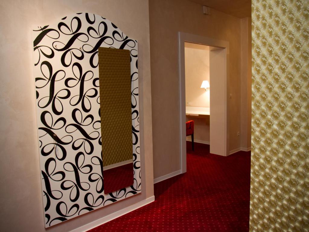 EA Hotel Tereziánský dvůr Hradec Králové Exterior foto