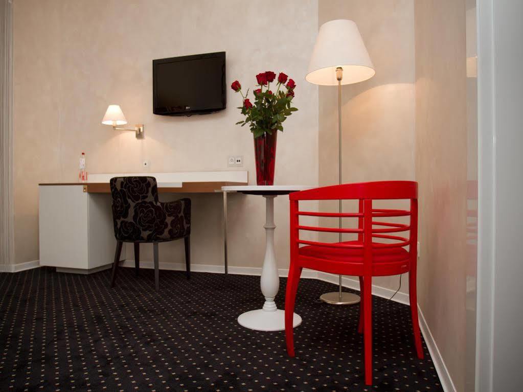 EA Hotel Tereziánský dvůr Hradec Králové Exterior foto